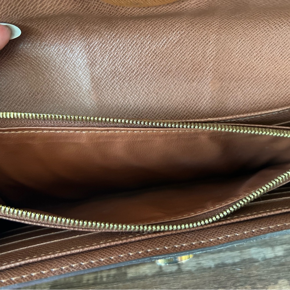 Louis Vuitton Monogram Boetie Wallet - Picture 12 of 14